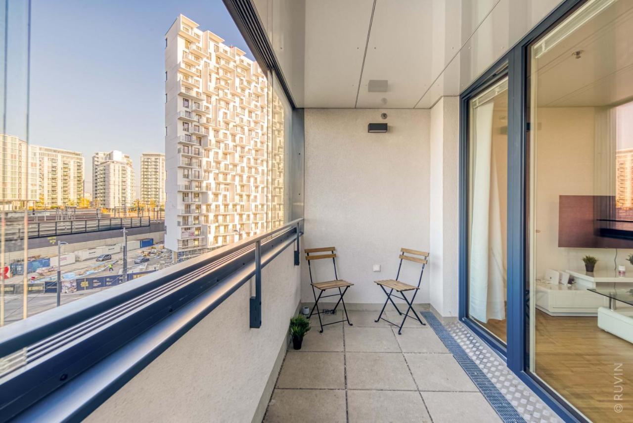 Appartement High Rise, Netflix, 2 Min To Main Station à Vienne Extérieur photo